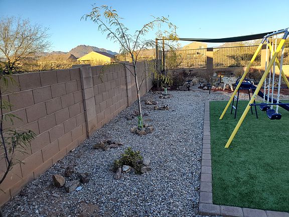 Mesquite and Shrubs w/irrigation