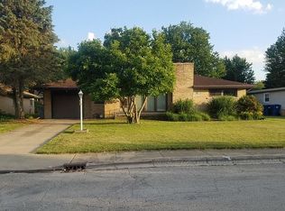 1060 School St, Kankakee, IL 60901