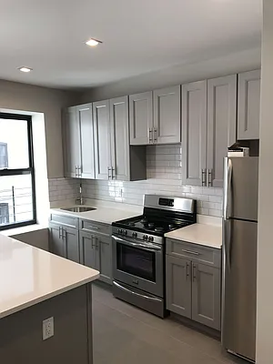 Rented by Mdays Realty | media 9