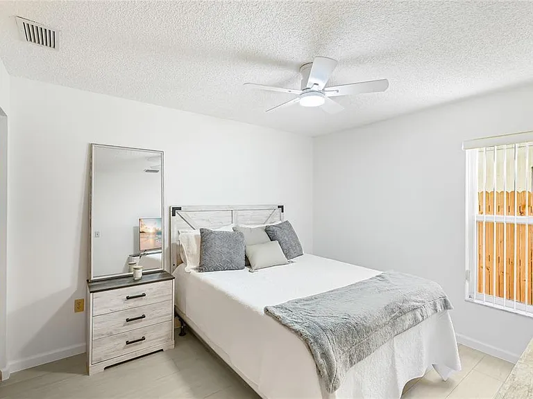 4537 S Lockwood Ridge Rd — Photo 14