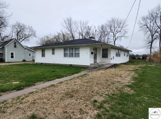 718 E Clinton St, Clinton, MO 64735