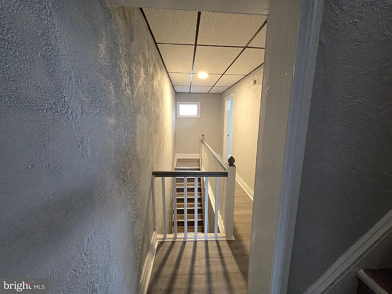 814 Upland St — Photo 12