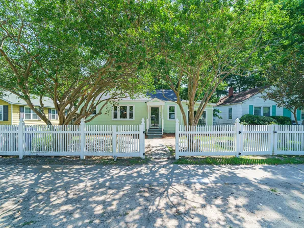 5136 Delta St, Charleston, SC 29406