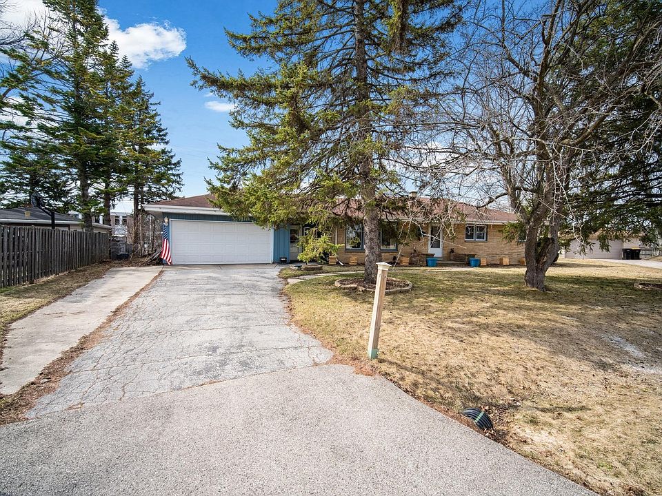 1st image of 5959 W Ester Pl