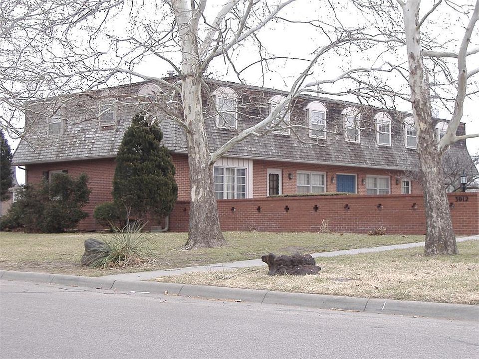 1st image of 3012 Sierra Pkwy APT D