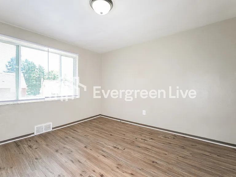 522 Guylyn Dr — Photo 11