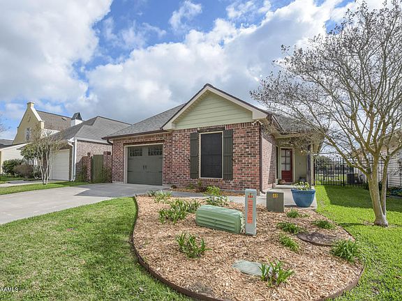 4th image of 134 Woodoak Cir