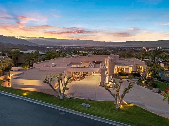 3rd image of 10 Verde Vista Ln
