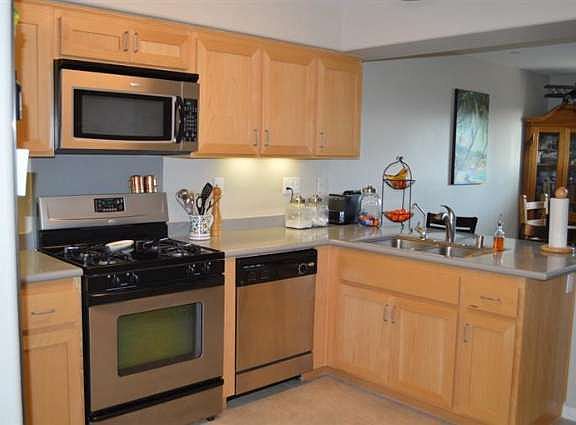 4th image of 11226 Snapdragon St