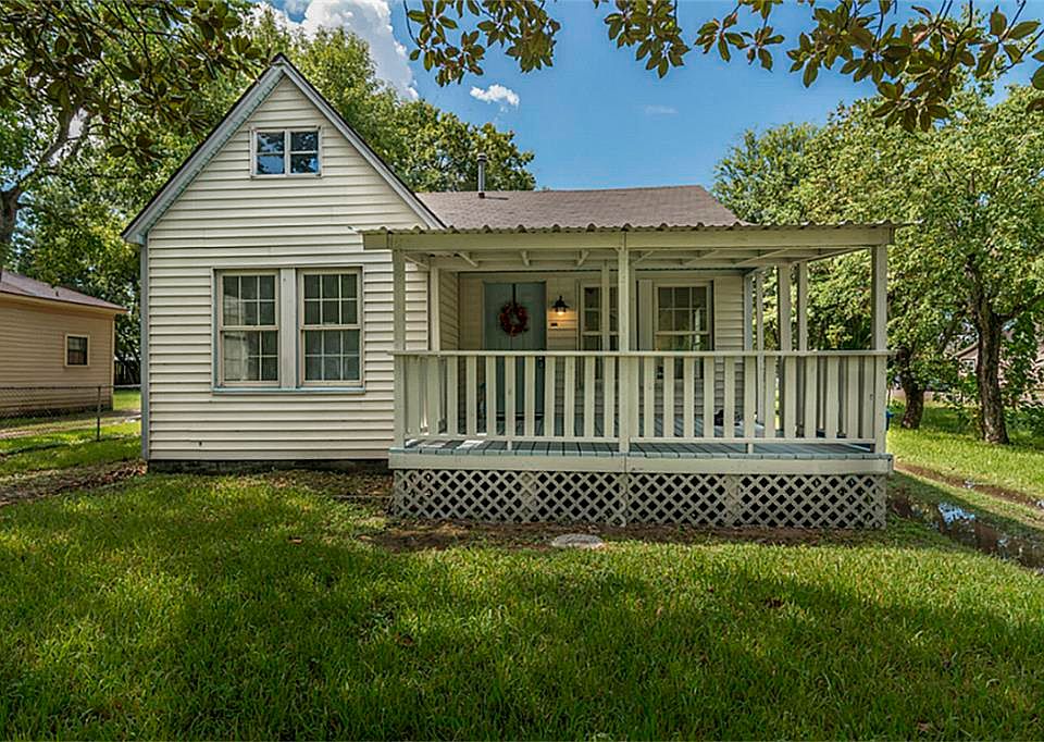 1st image of 422 Avenue A