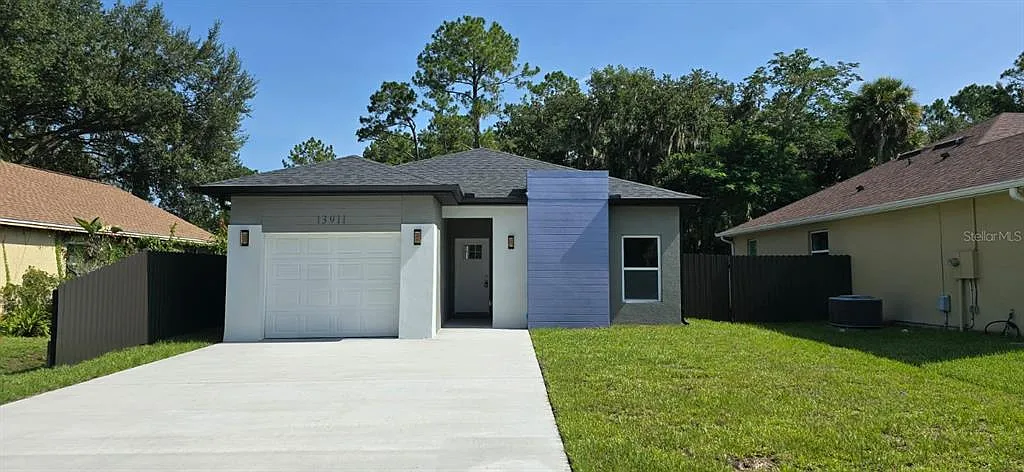 3 bed, 2.0 bath, 1000 sqft, $2,500 — Photo 2