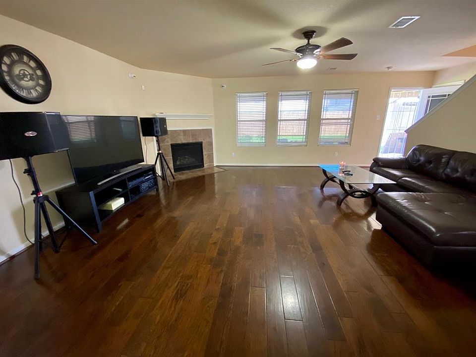1st image of 8023 Oregano Dr