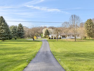 2387 E Commerce St, Milford, MI, 48381