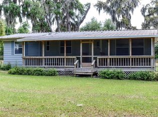 11561 SE 162nd Pl, Weirsdale, FL 32195