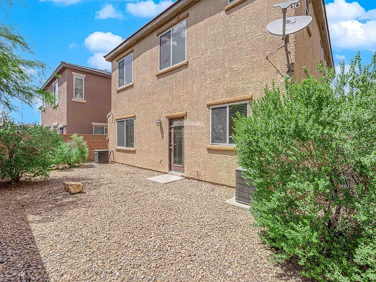 680 Forest Peak St — Photo 36