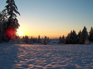 22626 N Starbird Rd, Mount Vernon, WA 98274