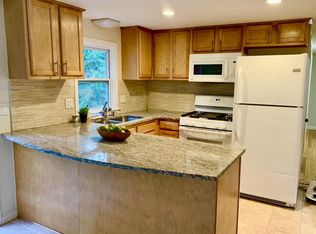 38 Artisan Way, Forestdale, MA 02644