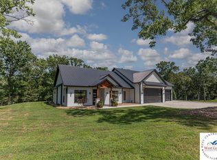 26112 Georgetown Ave, Warsaw, MO 65355