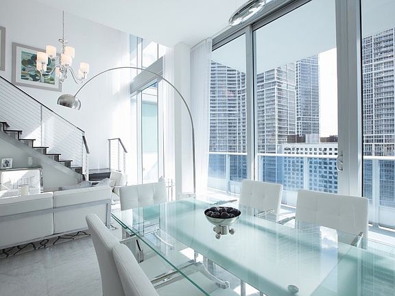 5th image of 200 S Biscayne Blvd #1403