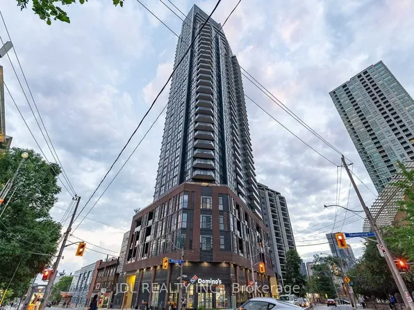 159 Wellesley St E #1308, Toronto, ON M4Y 1J4