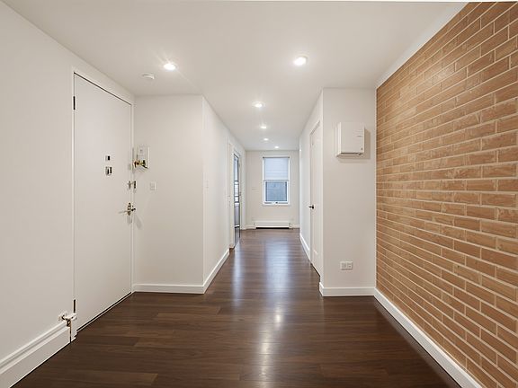 4th image of 425 E 12th St #1W