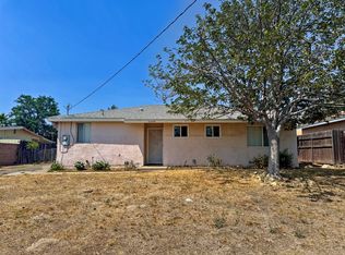 16248 Montgomery Ave, Fontana, CA 92336