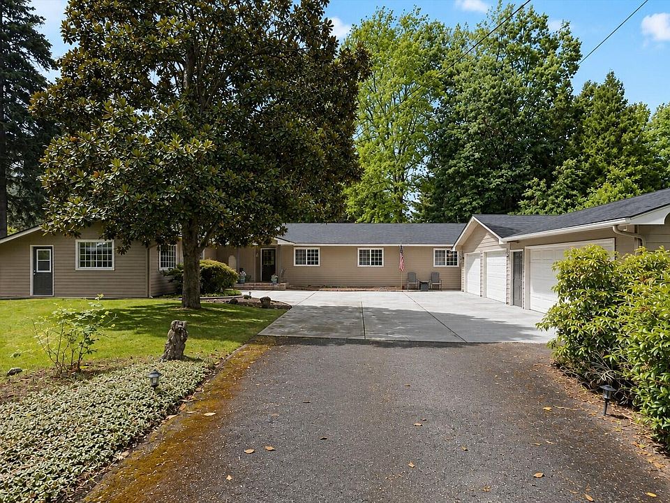 1st image of 2618 Syringa Dr