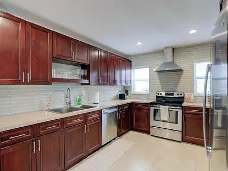3170 NW 68th Ct #3170 — Photo 20