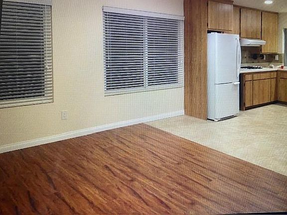 Additional room off of kitchen