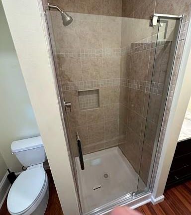 shower & toilet