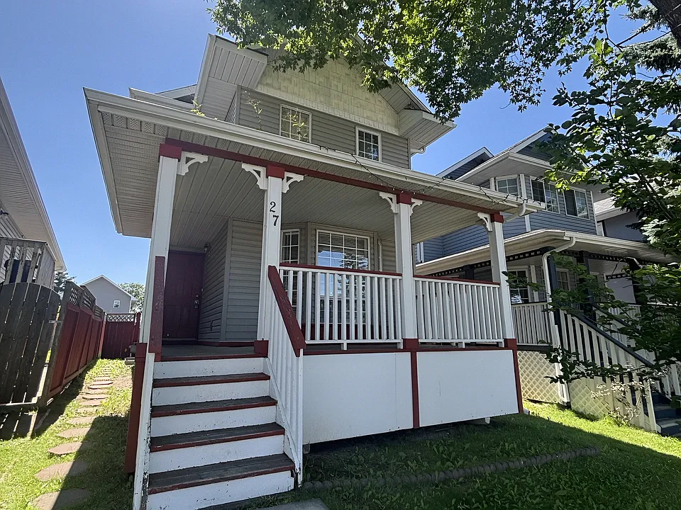 27 Martinpark Way NE #27