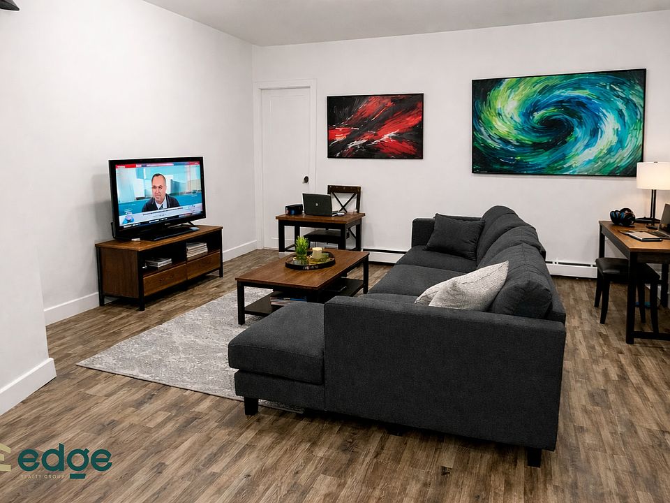1st image of 11 Gunther Pl APT 1R