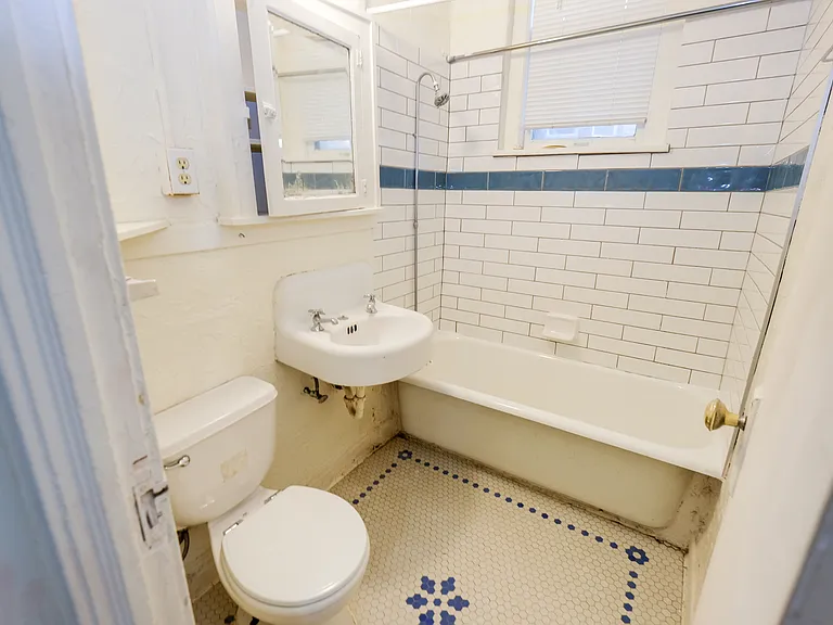 3220 Garfield Avenue — Photo 23