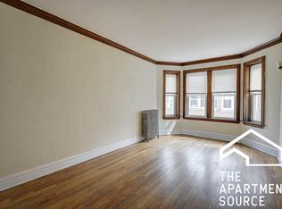 4828 W Addison St APT 2S, Chicago, IL 60641