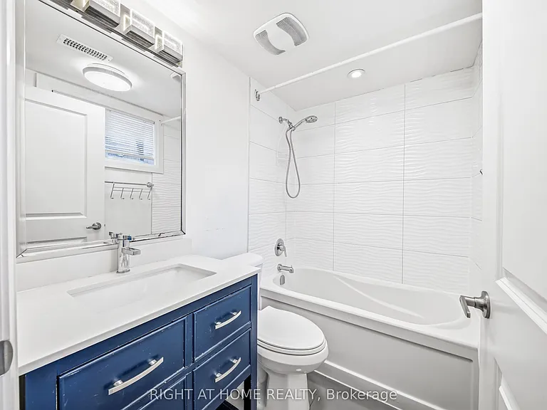 31 Alma Ave #1 — Photo 9