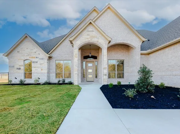 1115 Paradise Pkwy, Poolville, TX 76487