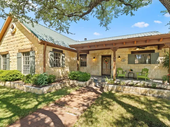 102 Camm Lary Circle, Burnet, TX 78611