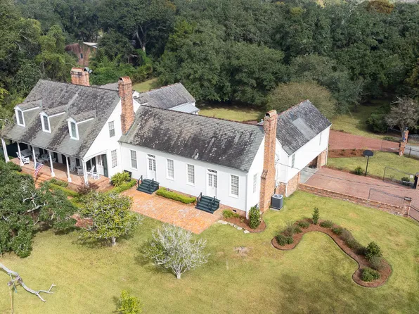 541 E Main St, New Iberia, LA 70560