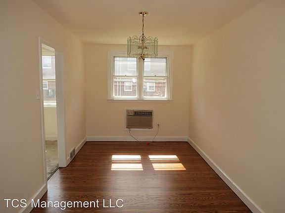 5th image of 3332 Hartel Ave
