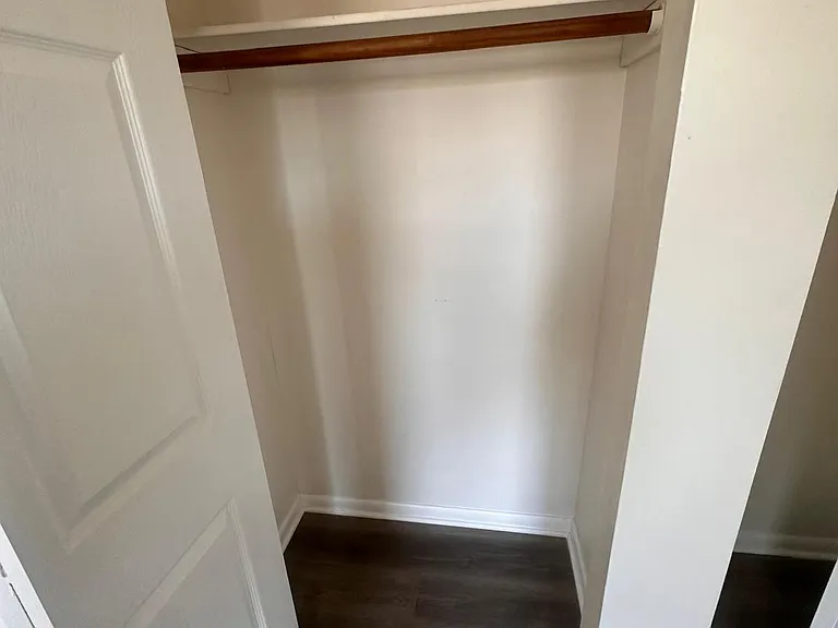 16 Bergen Ave #4 — Photo 6