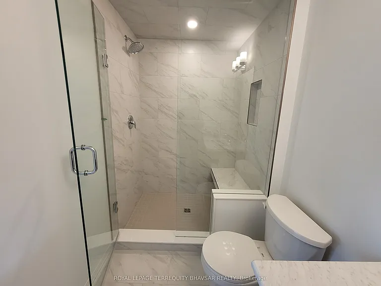 4552 Portage Rd #8 — Photo 27