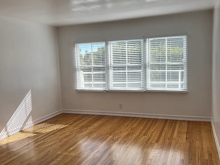 1252 Franklin St #D — Photo 5