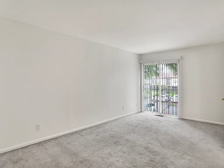 4707 Huron Dr — Photo 23