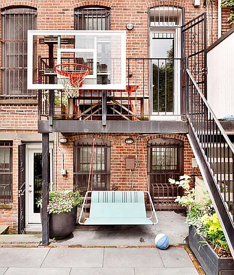 Sold by Compass | media 14