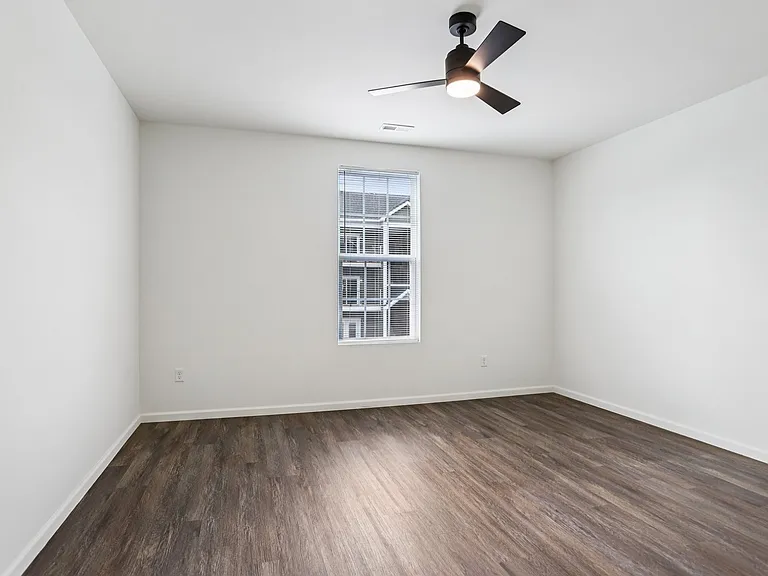 Washington Terrace Apartments — Photo 17