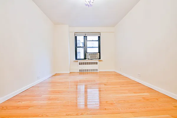 Rented by Platinum Properties | media 30