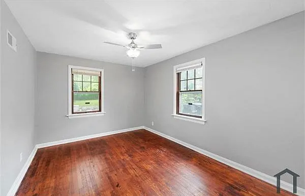 8733 College Ave — Photo 10