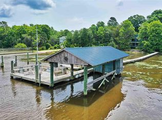1537 Hagley Dr, Pawleys Island, SC 29585