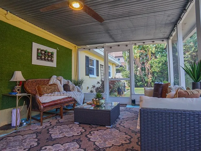328 Carl Ave — Photo 22