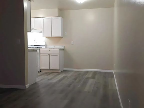 5th image of 3600 Fremont Ave N APT 7